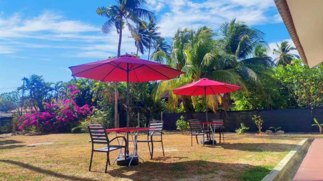 Anugerah Residence Langkawi パンタイ・サナング エクステリア 写真